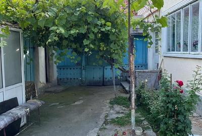 Casă cu Teren 500 Mp în Central