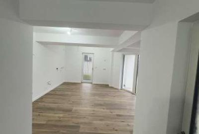 Casă cu 4 camere cu Teren 200 Mp în Valea Rosie - 9