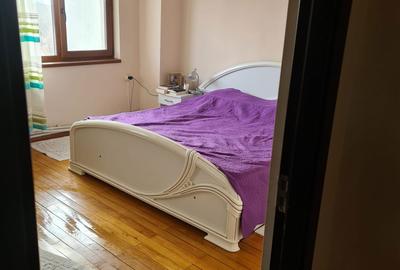 Apartament cu 3 camere decomandat în Central - 5