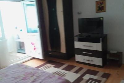 Garsonieră decomandată în Central - 4