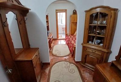 Apartament cu 3 camere semidecomandat în Micro 9 - 3