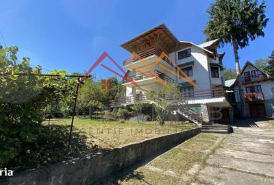 Casă cu 4 camere în Central - 8