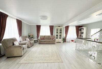 Casă cu 4 camere cu Canalizare în Centura - 3