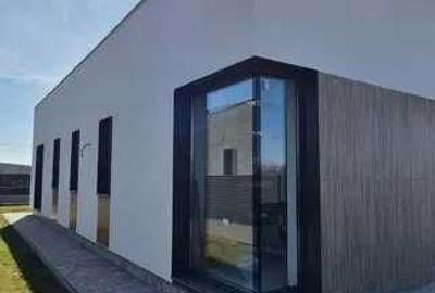 Casă cu 4 camere în Dumbrăveni - 1