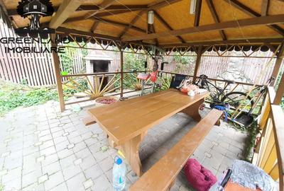 Apartament cu 3 camere decomandat în Oancea - 3