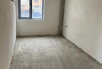 Apartament cu 3 camere decomandat în Central - 2