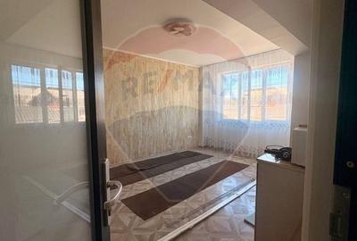 Apartament cu 2 camere semidecomandat, mobilat în Ocna Șugatag - 14