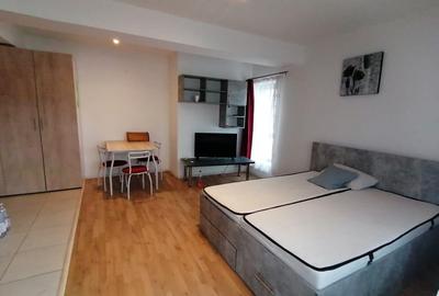 Apartament cu 2 camere decomandat, mobilat în Tractorul - 6