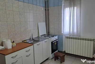 Garsonieră decomandată în Central - 3