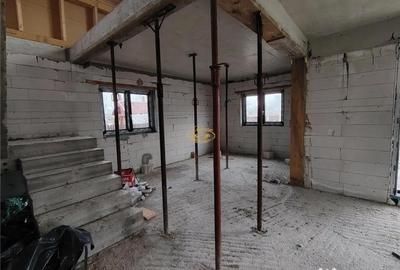 Casă cu 3 camere cu Teren 1690 Mp în Toplița - 8