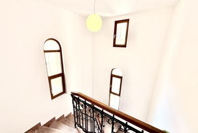 Casă individuală cu 16 camere cu Canalizare în P-ța Unirii - 14