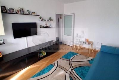 Apartament cu 3 camere decomandat în Păcurari