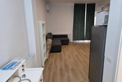 Garsoniera utilata,mobilata ,totul nou ,prima inchiriere ,str Oituz nr 71 - 13