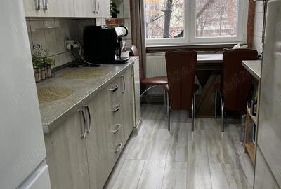 Apartament cu 3 camere semidecomandat în Central - 10