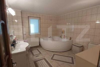 Casă cu 6 camere cu Teren 1000 Mp în Tomești - 5