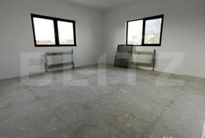 Casă cu 7 camere cu Teren 500 Mp în Micro 11 - 15