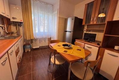 Apartament cu 3 camere semidecomandat în Central - 19