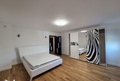 Casă cu 5 camere cu Teren 2867 Mp în Păunești - 10