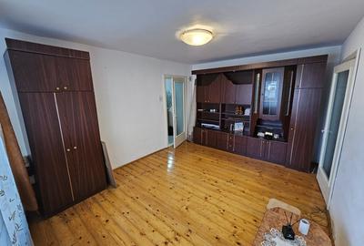 Apartament 2 camere + Parcare - CAM/Bd Ecaterina