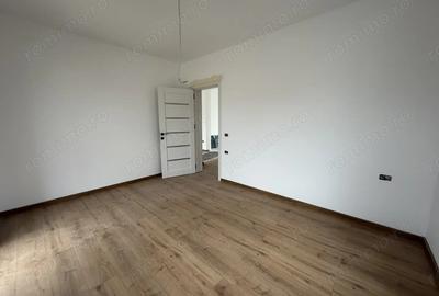 Casă cu Teren 269 Mp în Ianova - 3