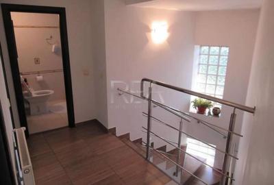 Casă individuală cu 5 camere cu Canalizare în 1 Decembrie 1918 - 5