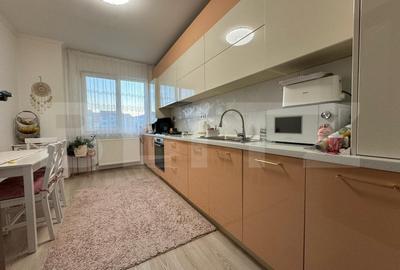Apartament de vanzare, 2 camere, 74 mp + balcon, zona Pietroasa - 9