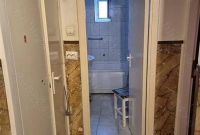 Apartament cu trei camere, zona Bradet, disponibil - 20