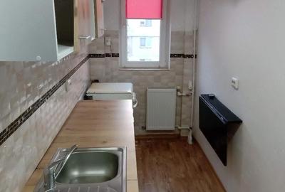 Apartament cu 2 camere decomandat în Drumul Taberei - 8