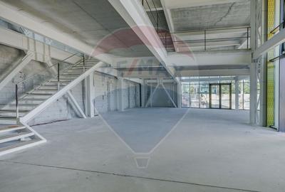 Inchiriere spatiu comercial Cotroceni - vitrina 25 m si mezanin - 2