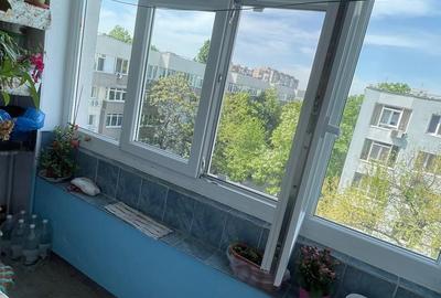 Apartament cu 3 camere decomandat în Drumul Taberei - 6