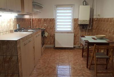 Garsonieră decomandată în Central - 5