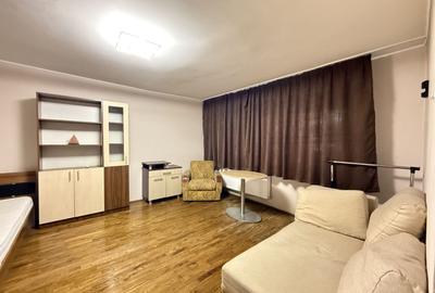 Garsonieră decomandată, mobilată în P-ța Alba Iulia