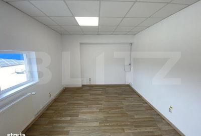Spațiu comercial, de 322 mp, în Central - 4