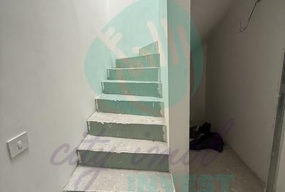 Apartament cu 3 camere semidecomandat în Est - 19