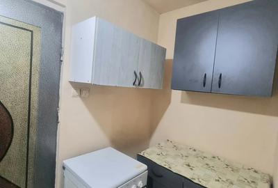 Vanzare gars Cl Baciului zona LIDL ,22 mp.58900 eur.neg - 2