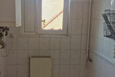 Calea Calarasilor, Hala Traian, semistradal, bloc mixt, centrala termica - 3