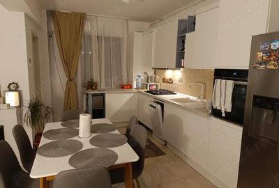 Apartament cu 3 camere decomandat în Central - 6