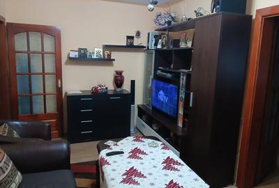 Apartament cu 3 camere semidecomandat, mobilat în Dacia - 16