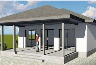 Casă cu 4 camere în Corunca