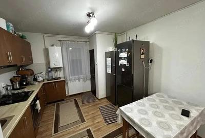 Apartament cu 3 camere decomandat în Sângeorgiu de Mureș - 3