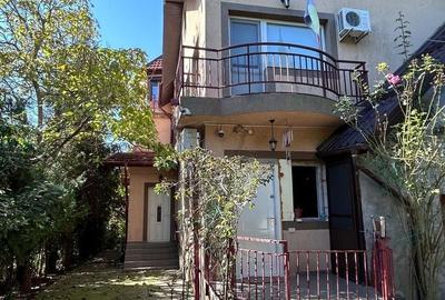 Casă individuală Buftea, 3.162 mp teren, ieșire spre lac - 3