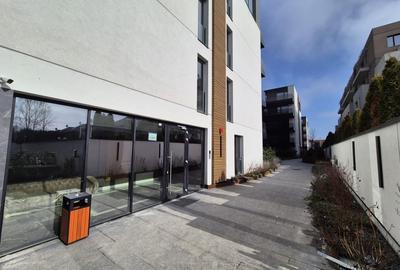 Apartament cu 3 camere decomandat în Central - 1