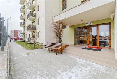 Apartament cu 3 camere decomandat, mobilat în Tractorul - 39