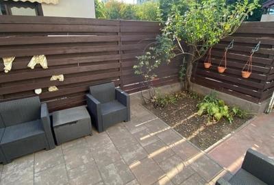 Casă cu 3 camere cu Canalizare în Central