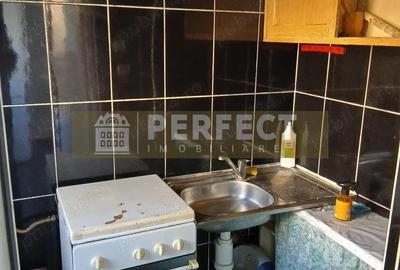 Garsonieră semidecomandată în Democrației - 3