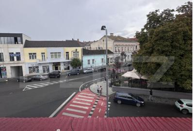 Spațiu comercial, de 150 mp, în Central - 11