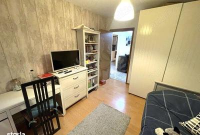 Apartament cu 4 camere decomandat în 9 Mai - 9