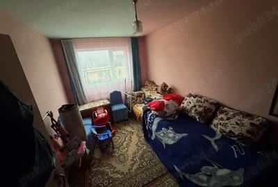 Apartament cu 2 camere nedecomandat în Central - 4