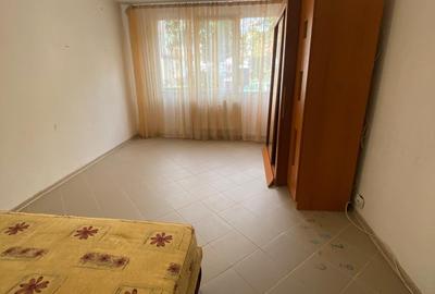 Garsoniera spatioasa cu centrala, parter, zona Narcisa - 3