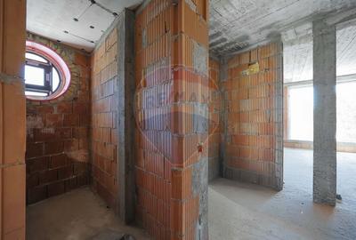De vanzare casa cu un proiect deosebit, la rosu , Str. Gheorghe Doja - 38